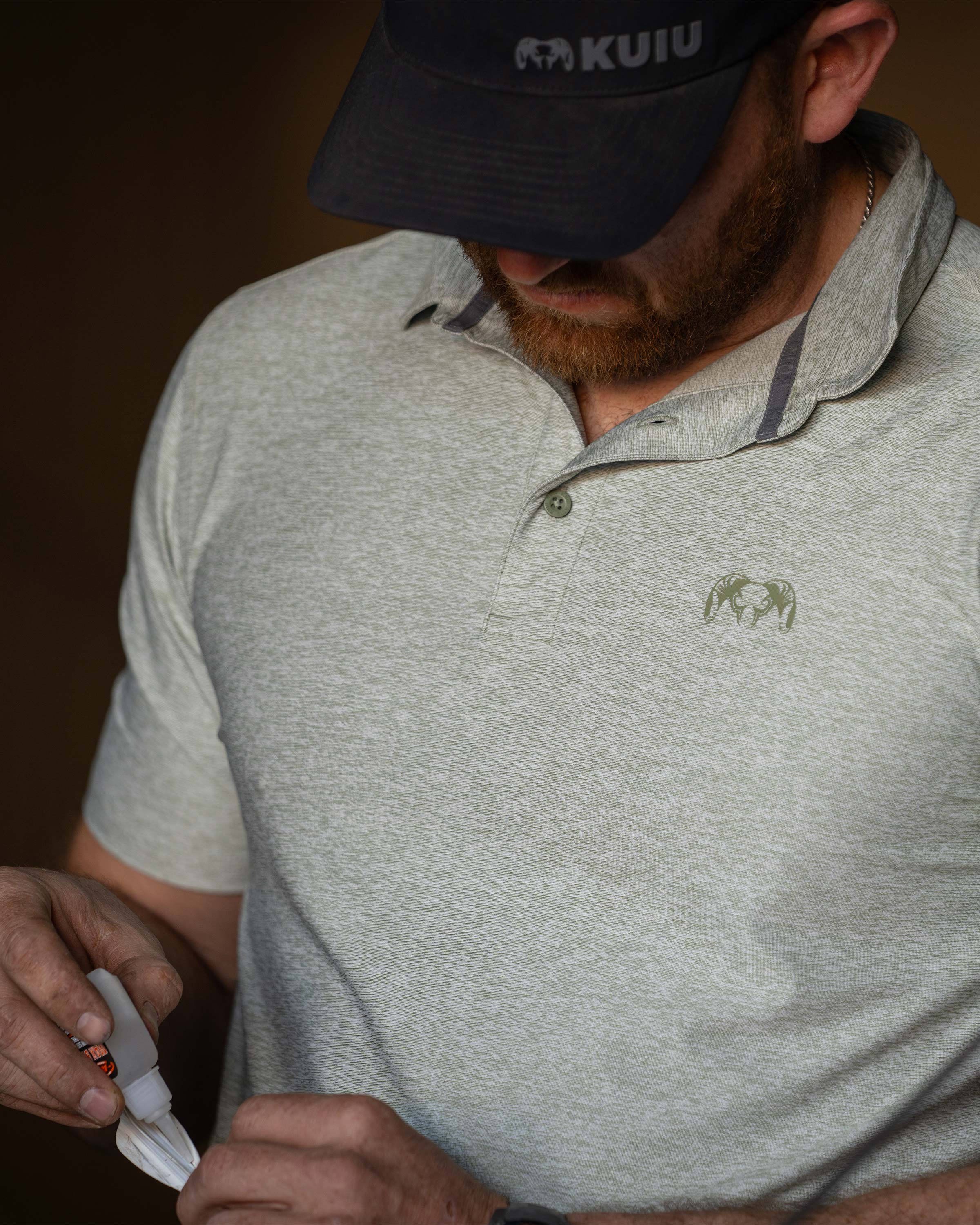Outlet KUIU Performance Polo | Heather Gunmetal - Image 5