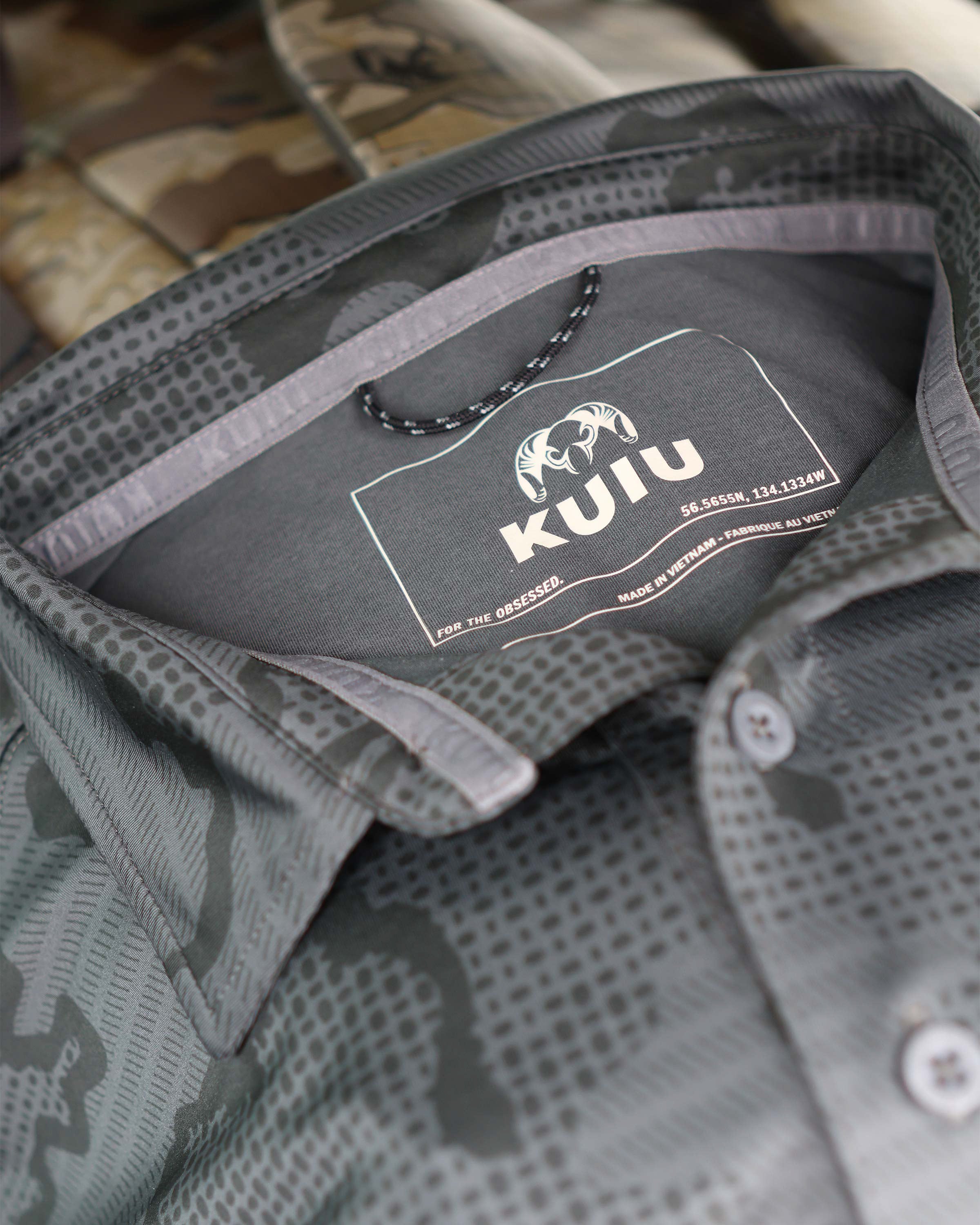KUIU Performance Polo | Gunmetal Tonal - Image 8