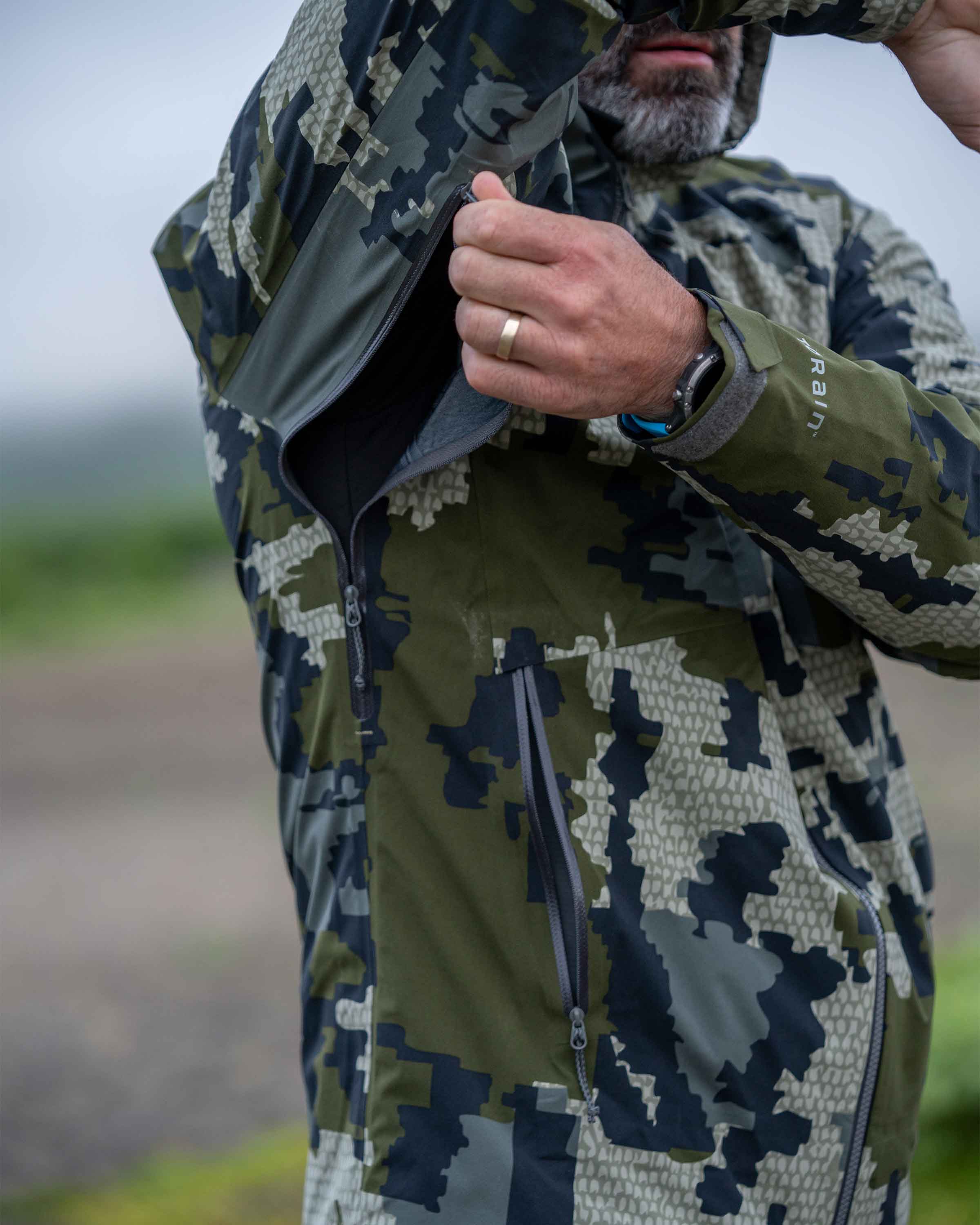 Chugach TR Rain Jacket | Valo - Image 7