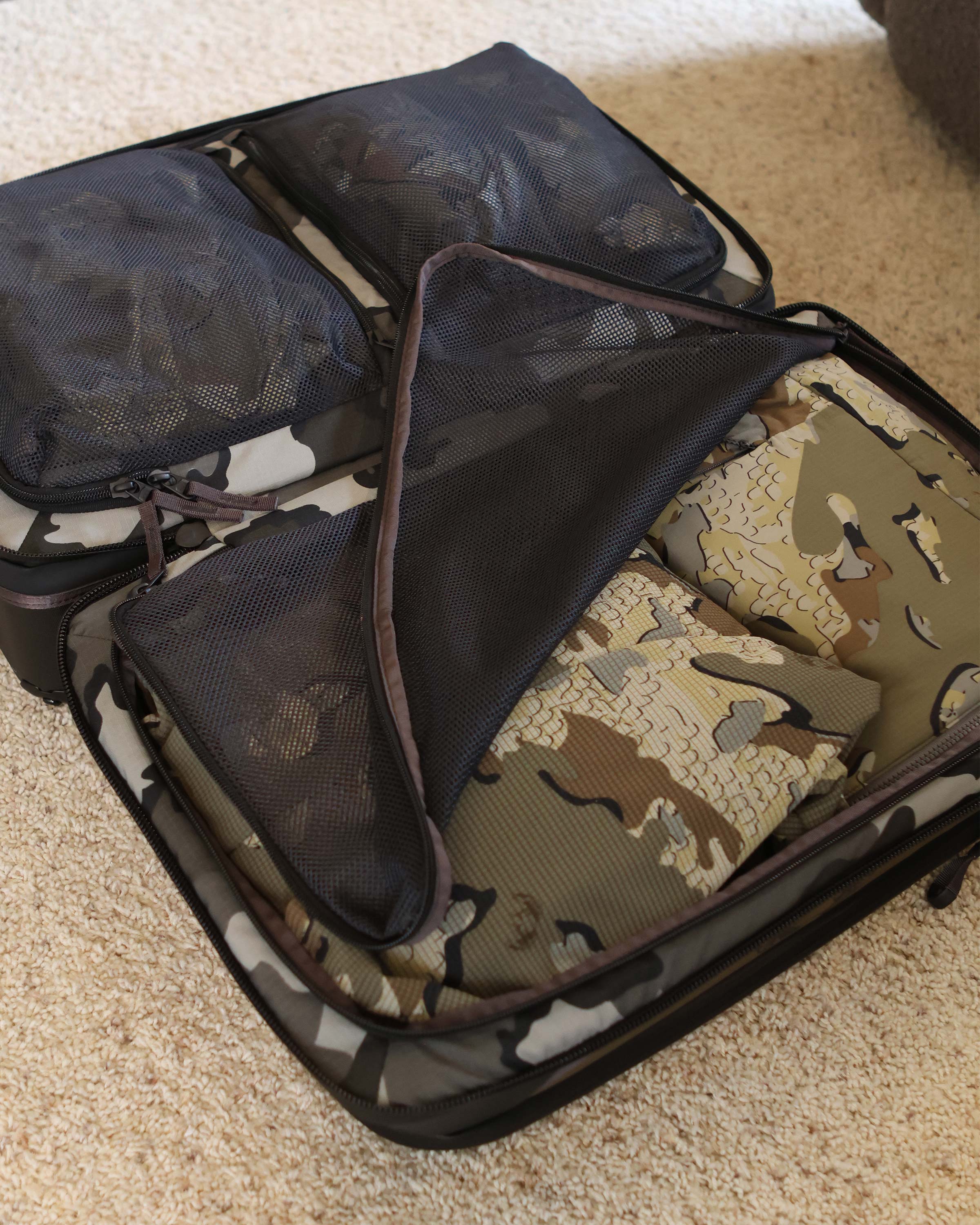 Waypoint 3000 Carry-On Roller | Gunmetal - Image 10