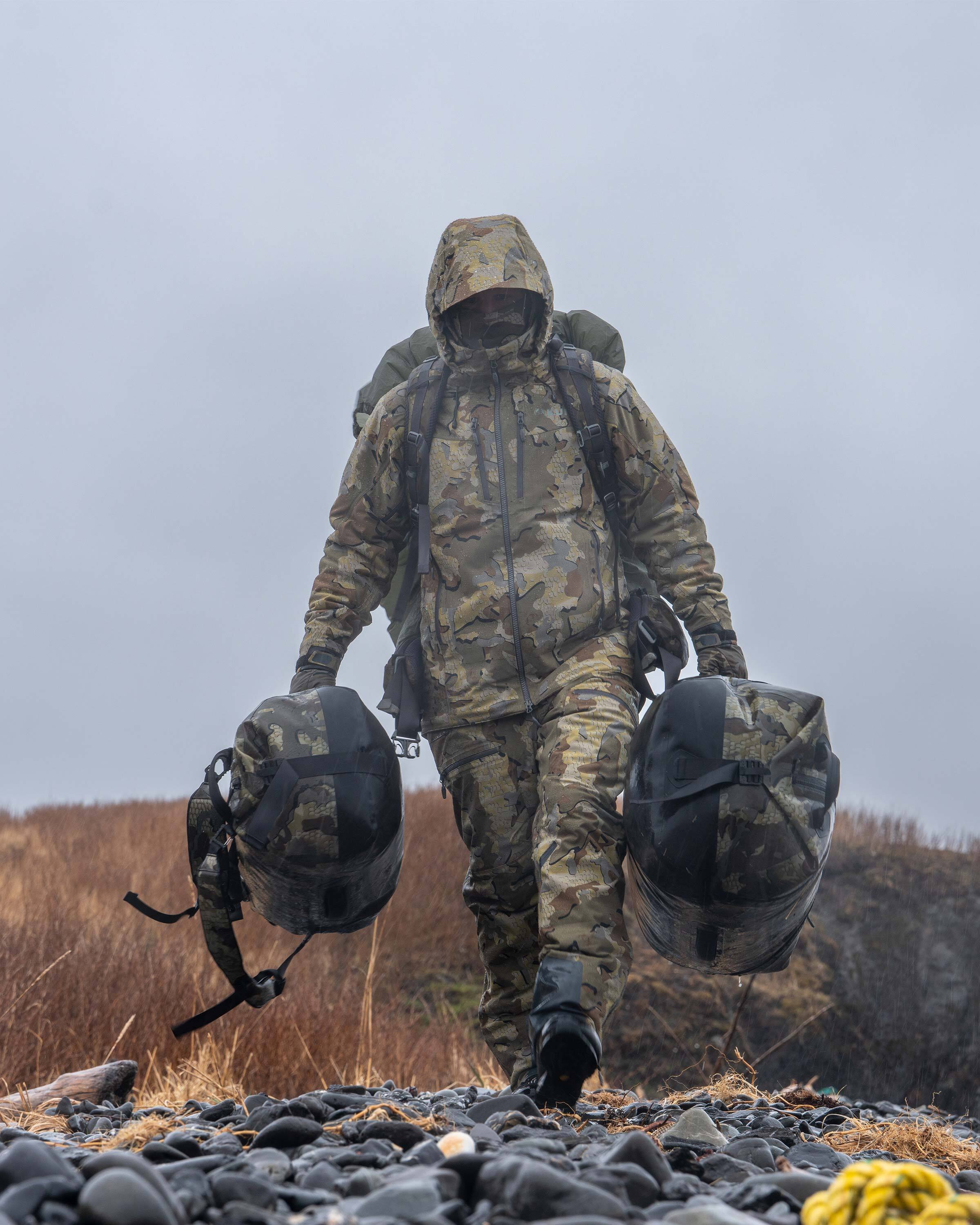 Kodiak 6600 Submersible Duffel | Stone - Image 20