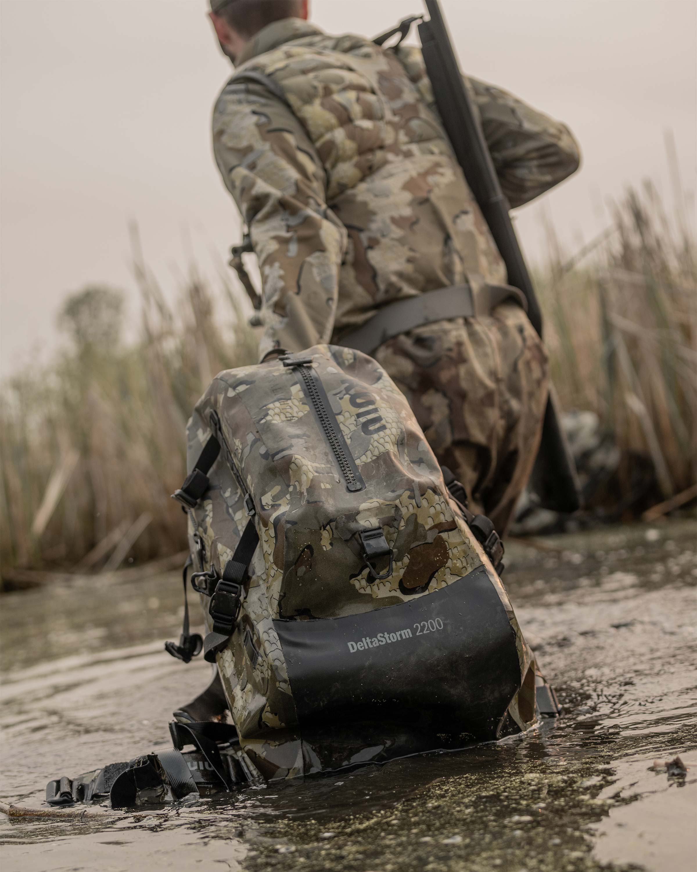DeltaStorm 2200 Submersible Backpack | Coyote Brown - Image 16