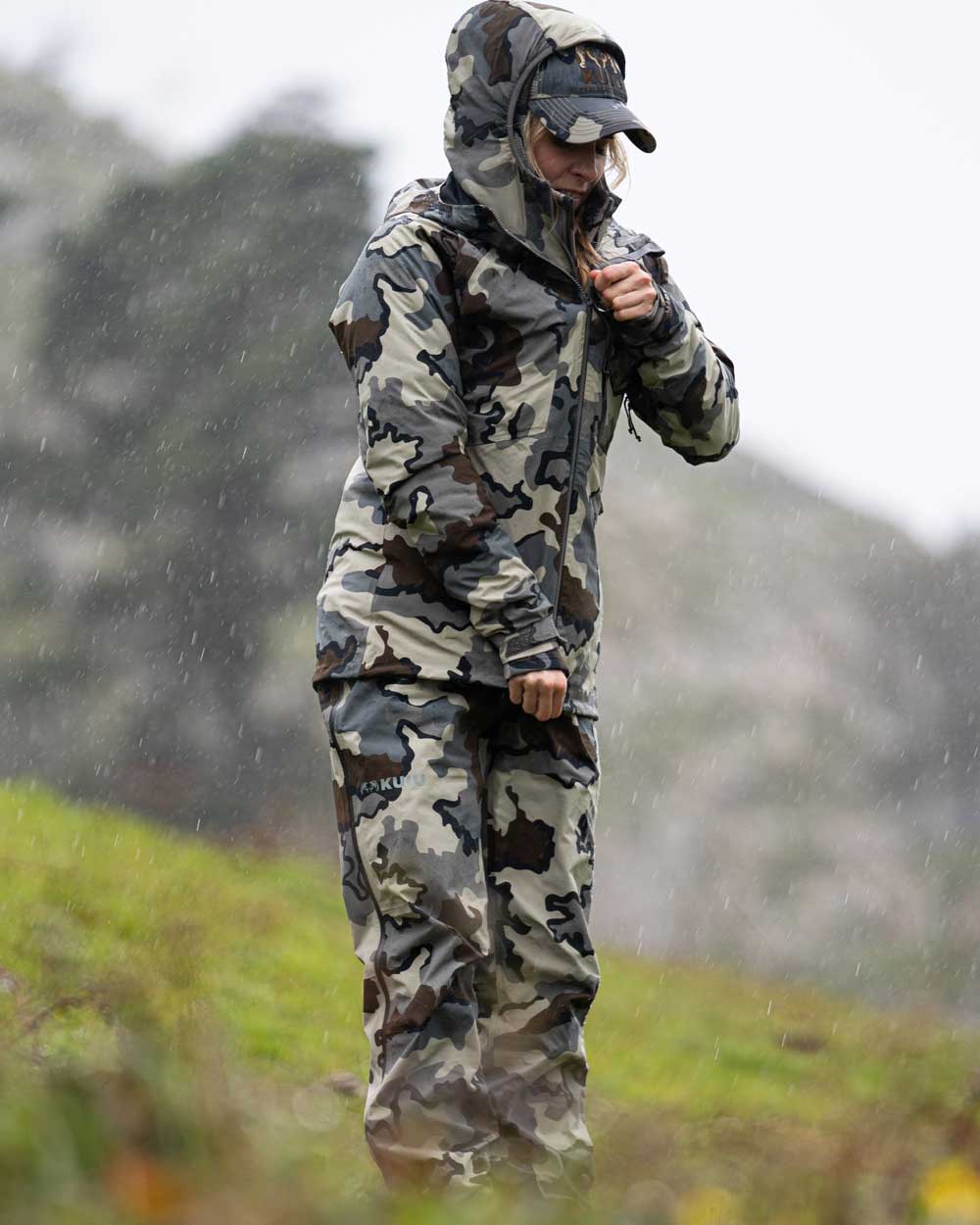 Women's Chugach TR Rain Pant | Gunmetal - Image 7